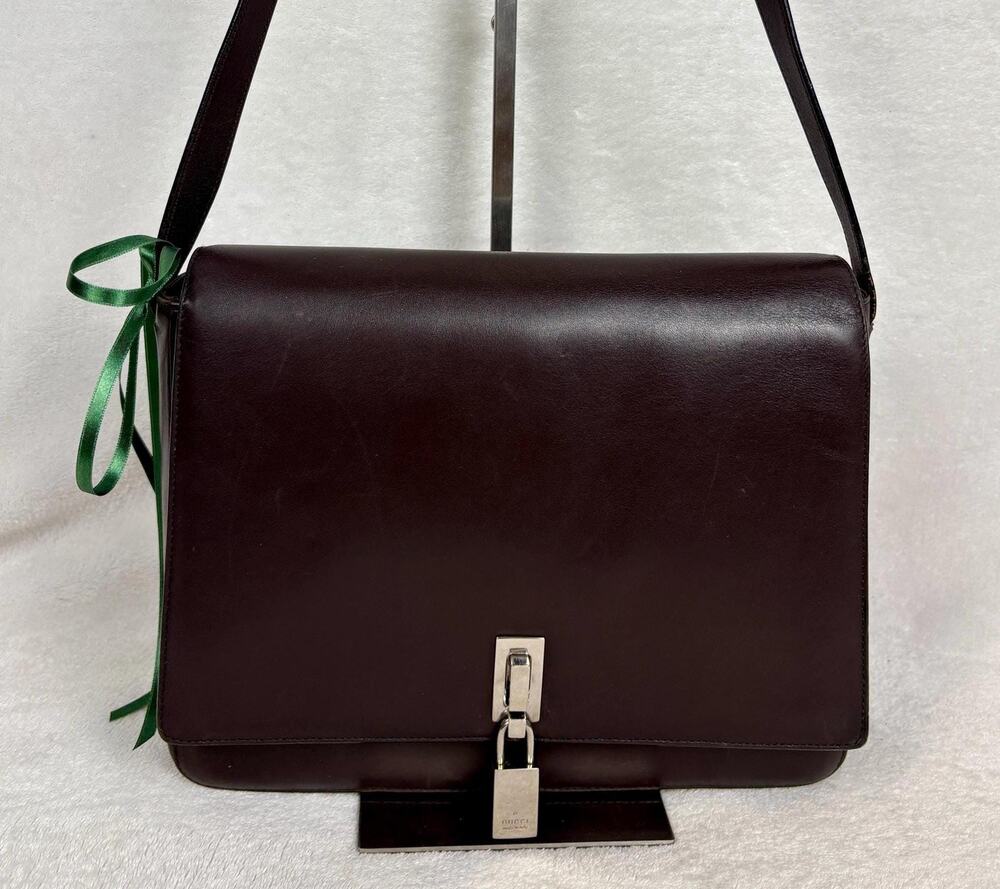 Vintage Gucci Box Calfskin Leather Shoulder Bag with Hanging Engraved Padlock